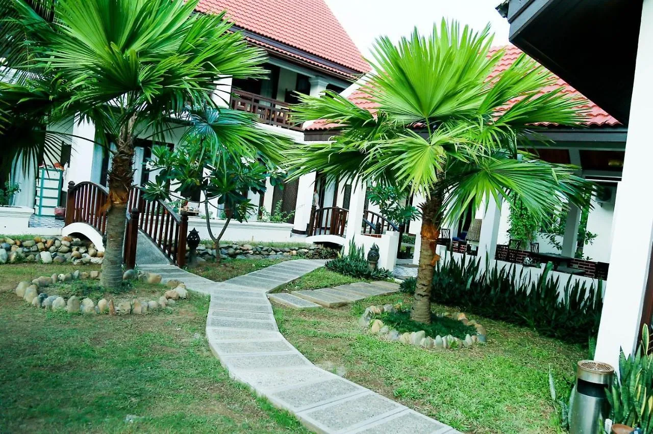 Sunrise Garden House - Luang Prabang Hotel